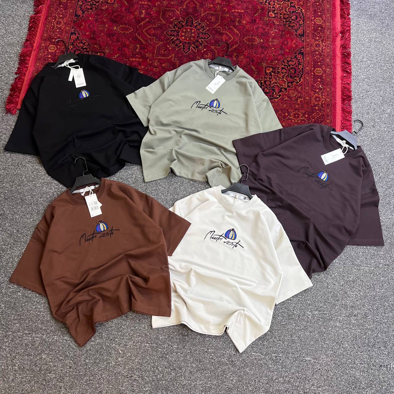 تیشرت باکسی طرح HAT